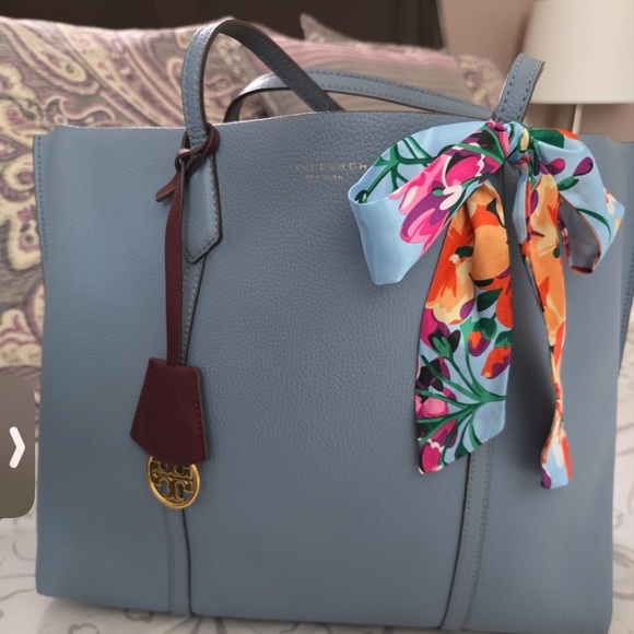Tory Burch Blue Yonder Perry Triple Compartment Tote w/Dustbag - Picture 1 of 15